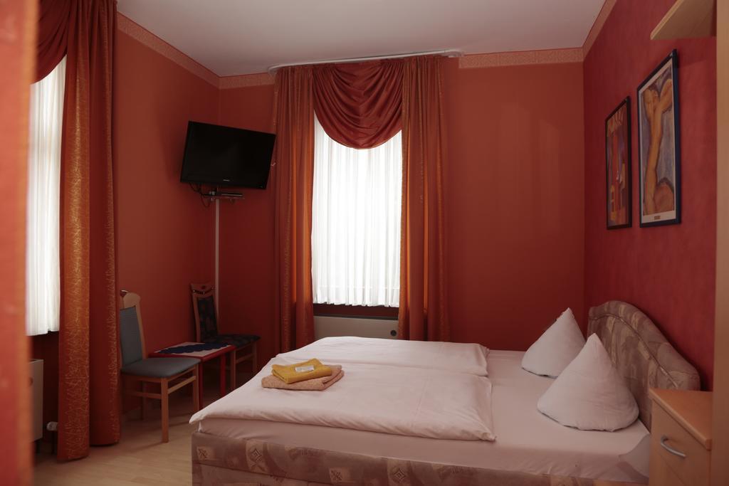 Hotel Sessellift Koblenz  Oda fotoğraf